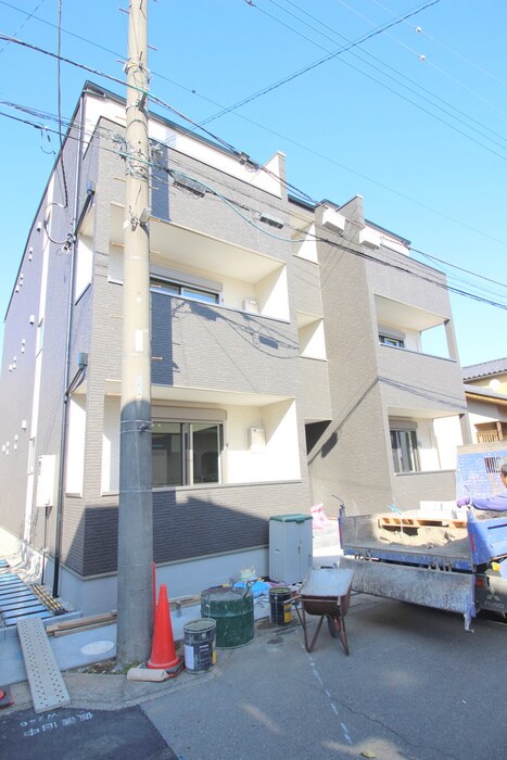 物件外観写真1　(外観写真)