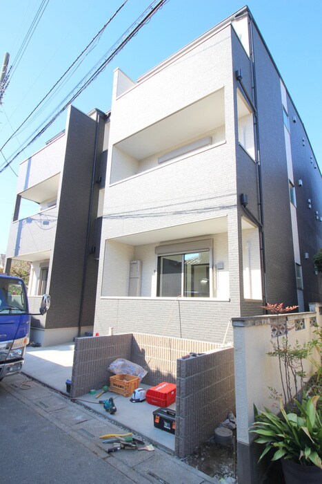 物件外観写真2　(外観写真)