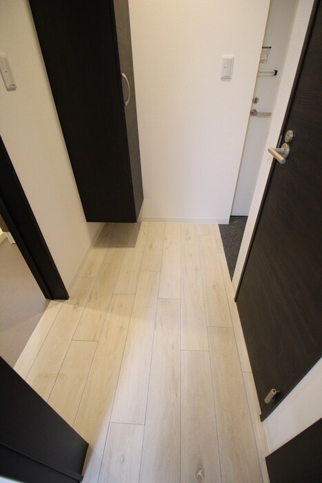 物件内観写真17　(廊下)
