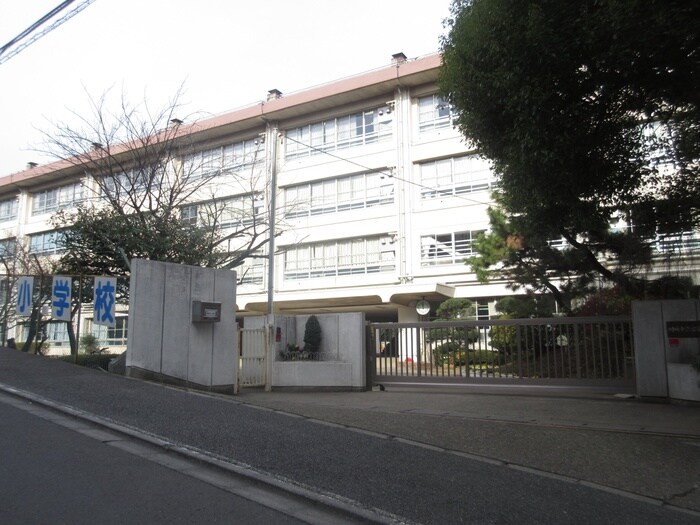 宮前平小学校