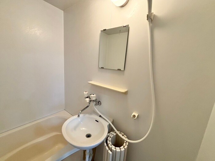 物件内観写真10　(洗面)