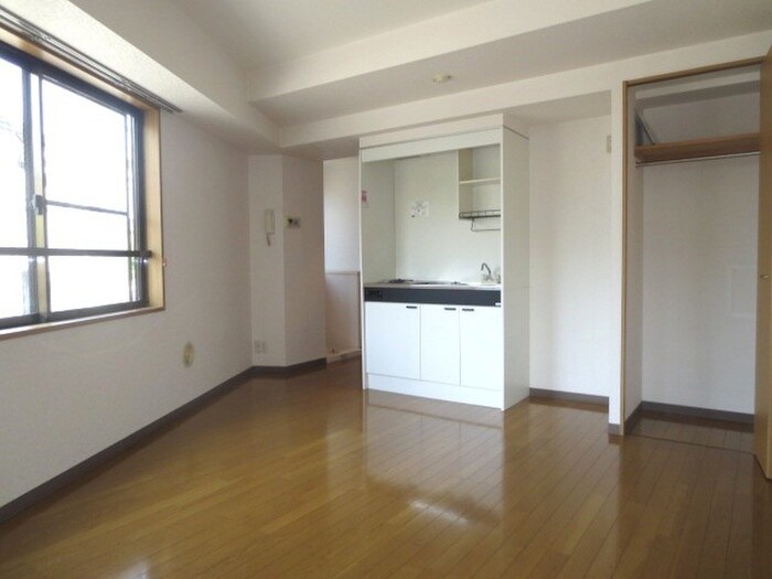 物件内観写真6　(居室)