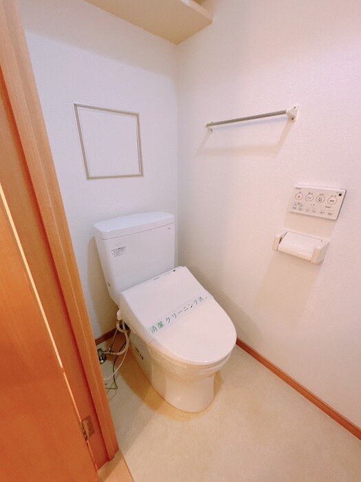 物件内観写真12　(トイレ)