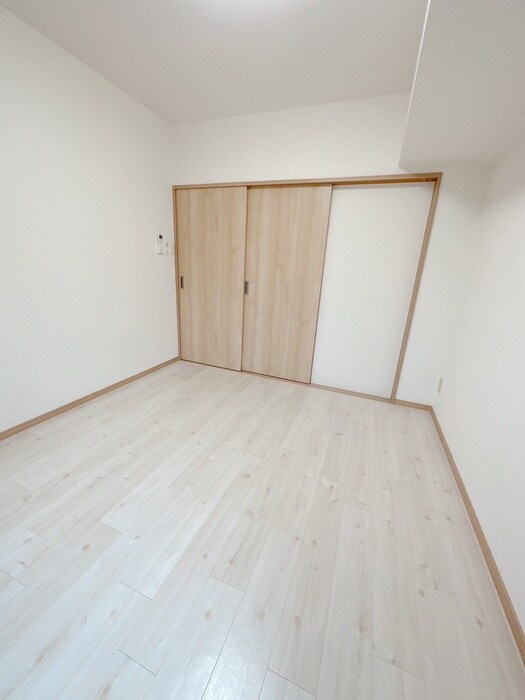 物件内観写真15　(居室)