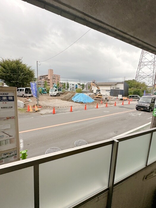 物件内観写真19　(室内からの展望)