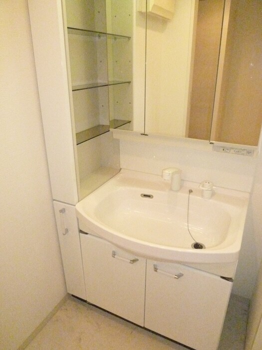 物件内観写真9　(洗面)