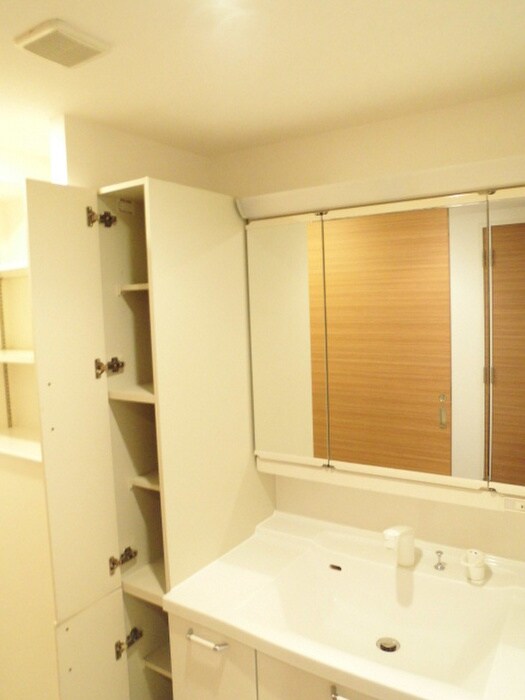 物件内観写真12　(洗面)