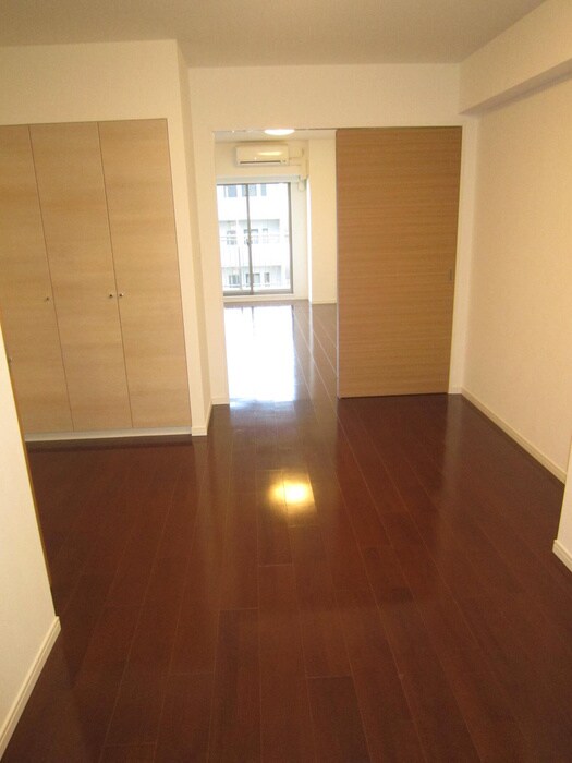 物件内観写真13　(居室)