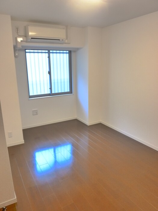 物件内観写真13　(居室)