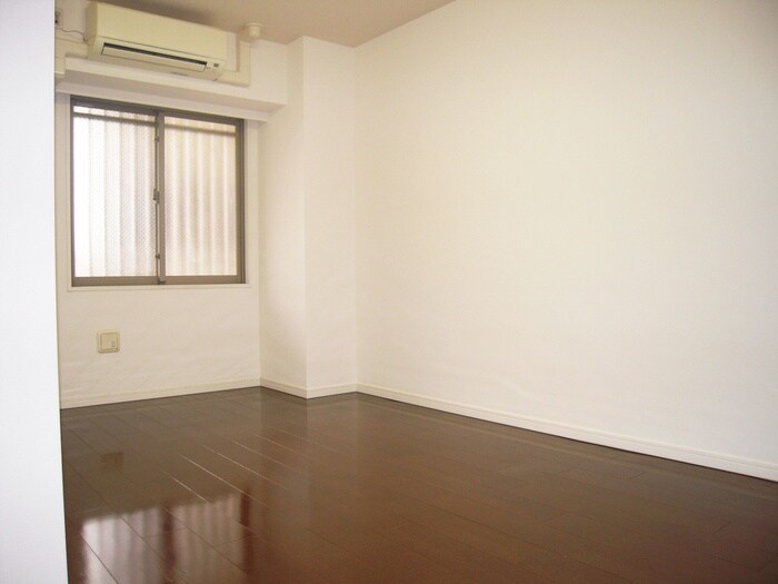 物件内観写真16　(居室)