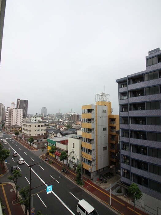 物件内観写真20　(室内からの展望)