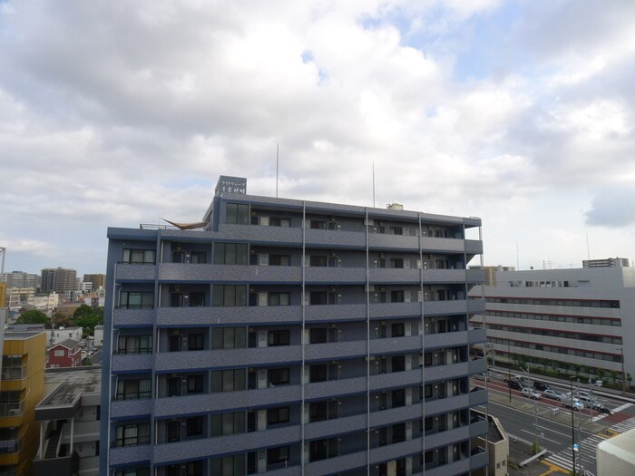 物件内観写真22　(室内からの展望)