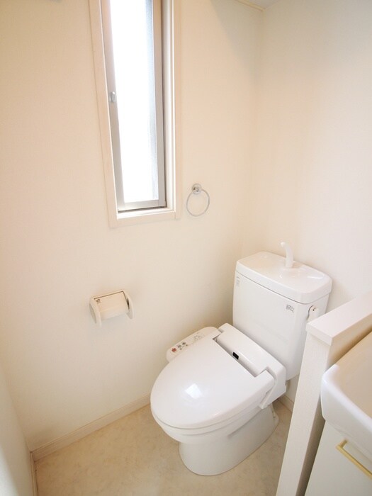 物件内観写真12　(トイレ)