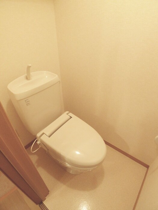 物件内観写真14　(トイレ)