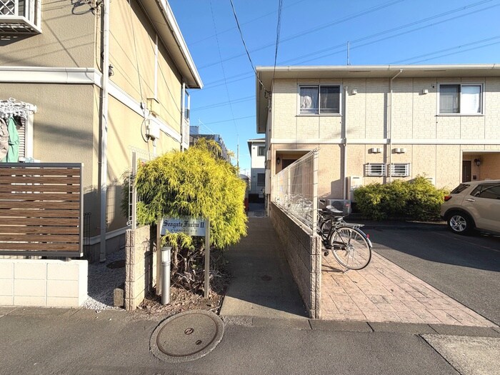 物件外観写真2　(その他)