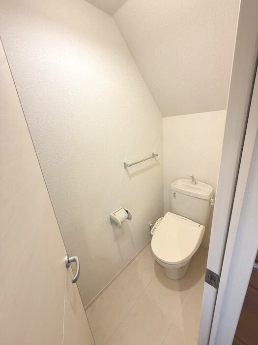 物件内観写真13　(トイレ)