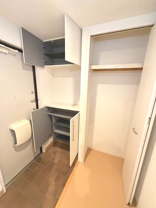 物件内観写真19　(靴箱)