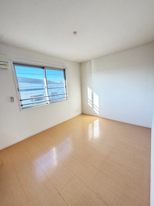 物件内観写真21　(居室)