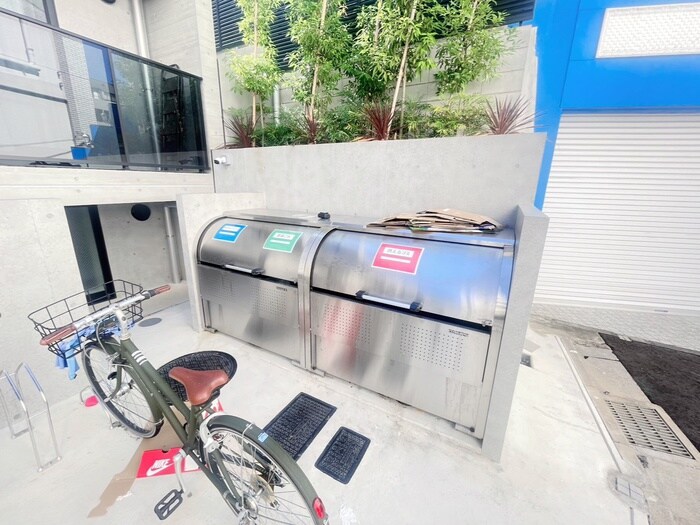 物件外観写真6　(建物設備)