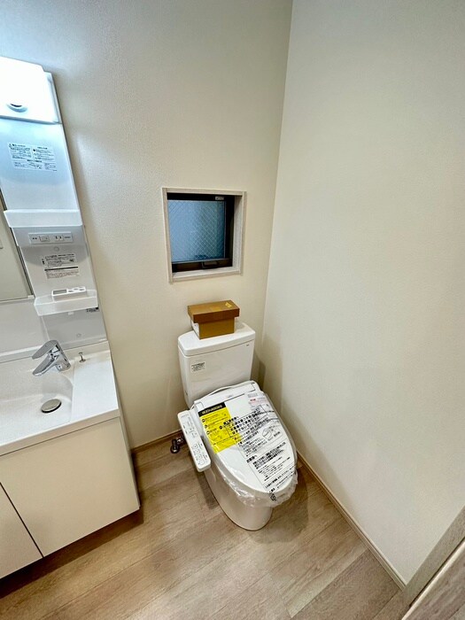 物件内観写真11　(トイレ)