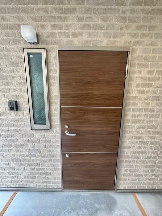 物件内観写真14　(玄関)