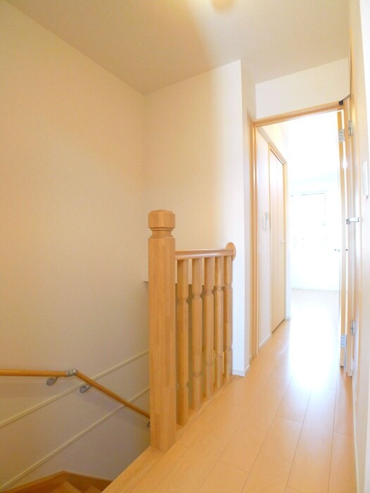 物件内観写真12　(廊下)