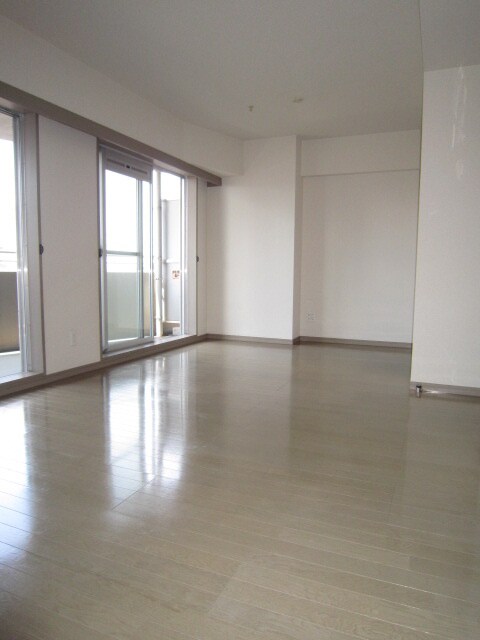 物件内観写真4　(居室)