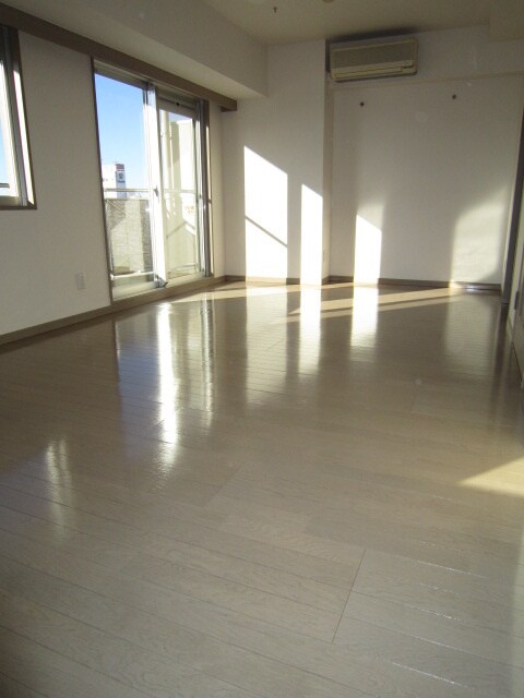 物件内観写真4　(居室)