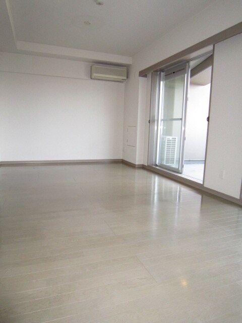 物件内観写真5　(居室)