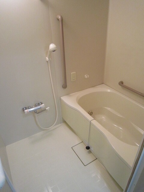 物件内観写真6　(バス／シャワールーム等)