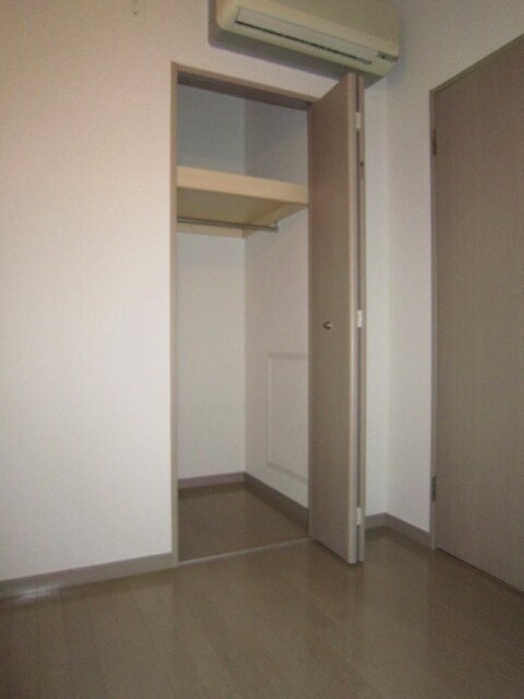 物件内観写真8　(収納)