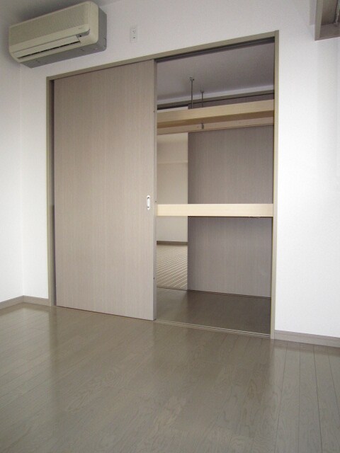 物件内観写真10　(収納)