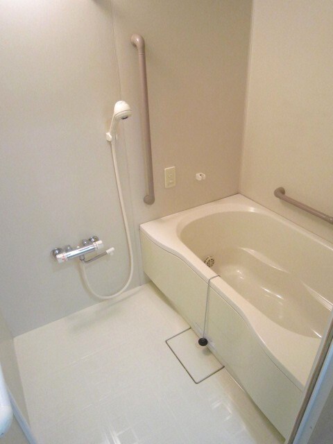 物件内観写真12　(バス／シャワールーム等)
