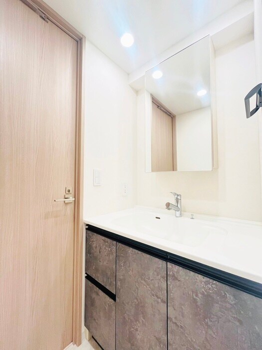 物件内観写真12　(洗面)