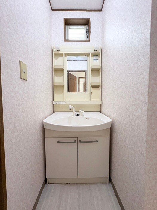 物件内観写真10　(洗面)