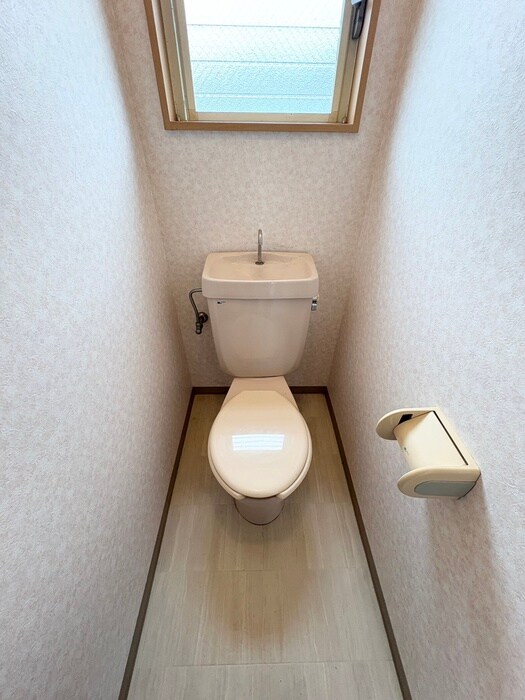 物件内観写真11　(トイレ)