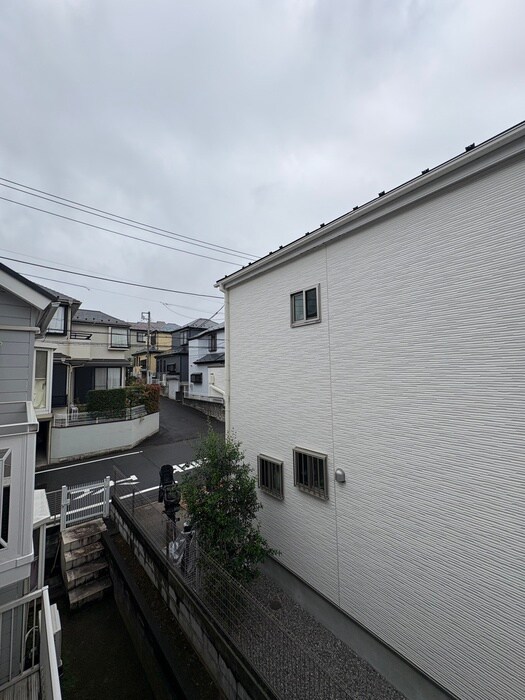 物件内観写真16　(室内からの展望)