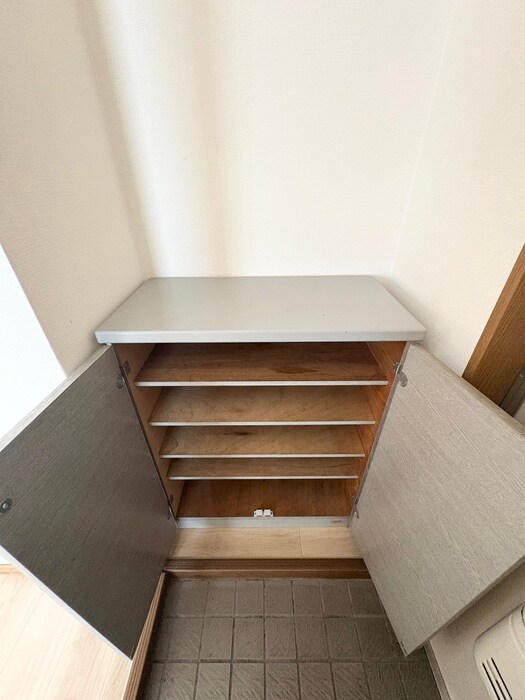 物件内観写真17　(靴箱)