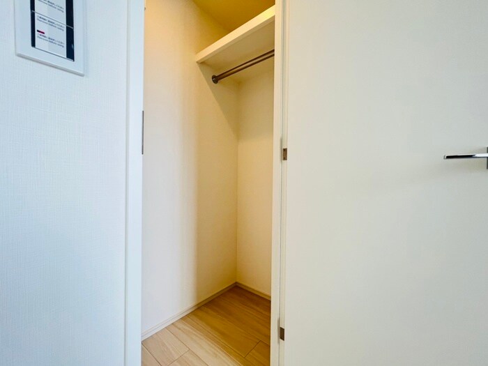物件内観写真18　(収納)