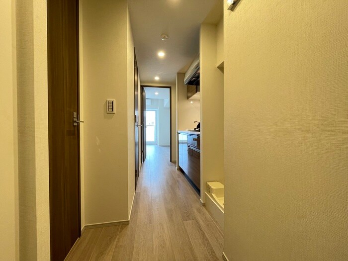 物件内観写真18　(廊下)