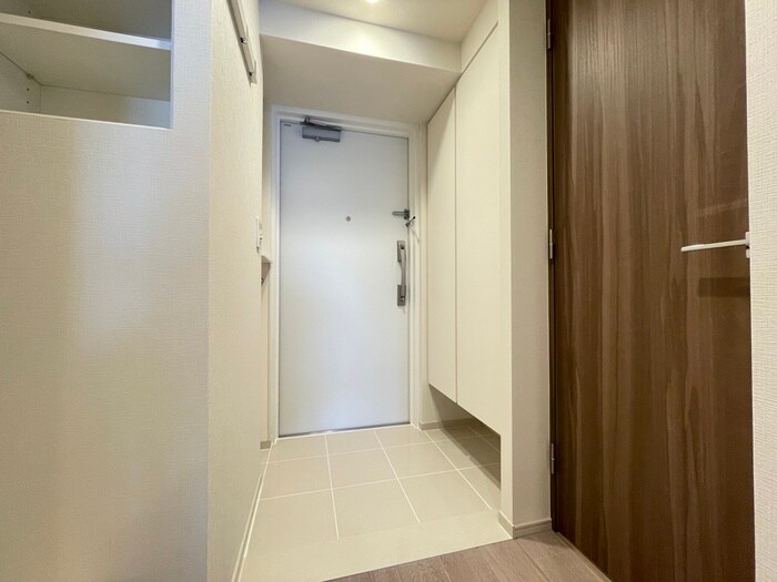 物件内観写真19　(玄関)