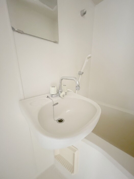 物件内観写真11　(洗面)
