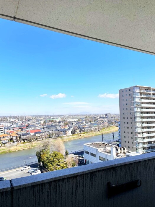 物件内観写真22　(室内からの展望)