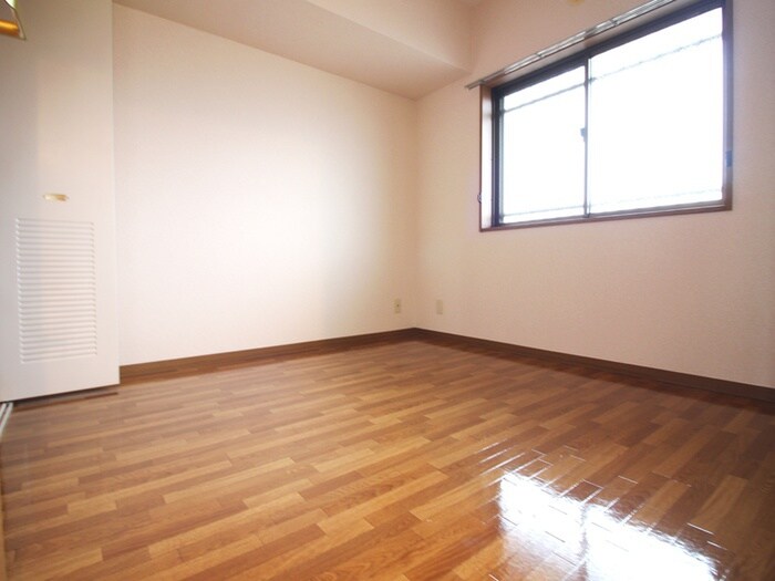 物件内観写真11　(居室)