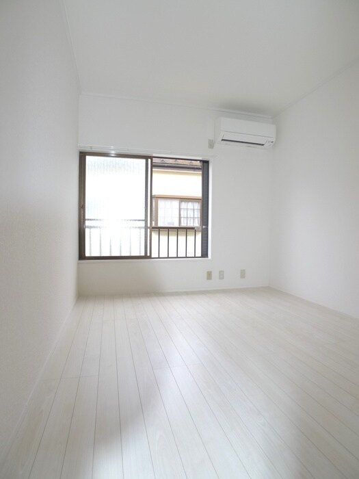 物件内観写真5　(居室)