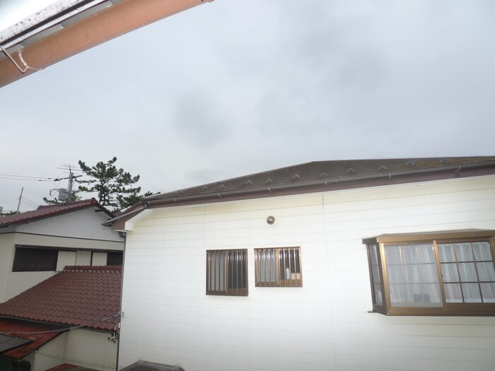 物件内観写真14　(室内からの展望)