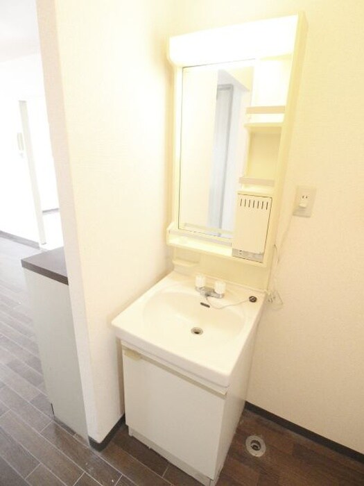 物件内観写真10　(洗面)