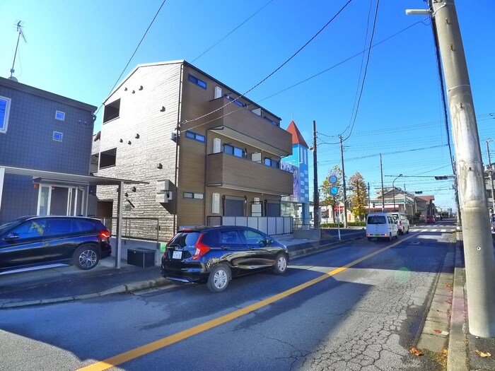 物件外観写真3　(周辺環境)