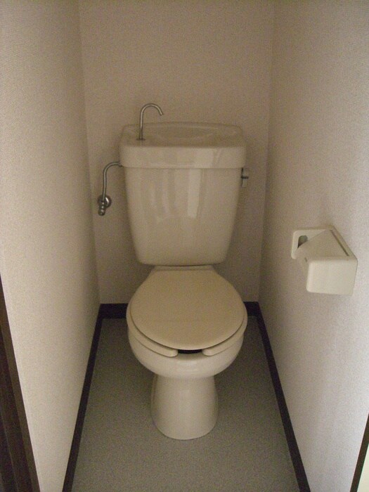 物件内観写真16　(トイレ)