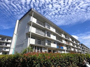 三枝木台団地　4号棟（445）外観写真